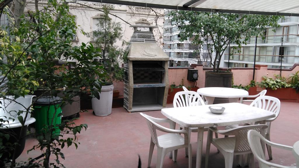 Charcas Hostel Buenos Aires Exterior photo